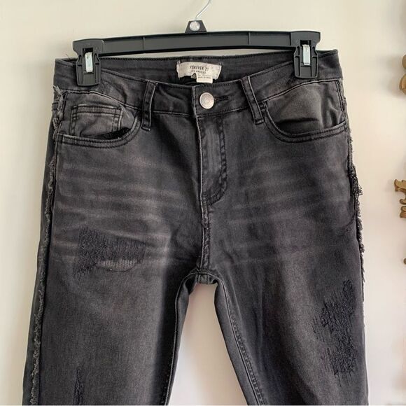 BLACK FRINGE JEANS - Picture 5 of 11